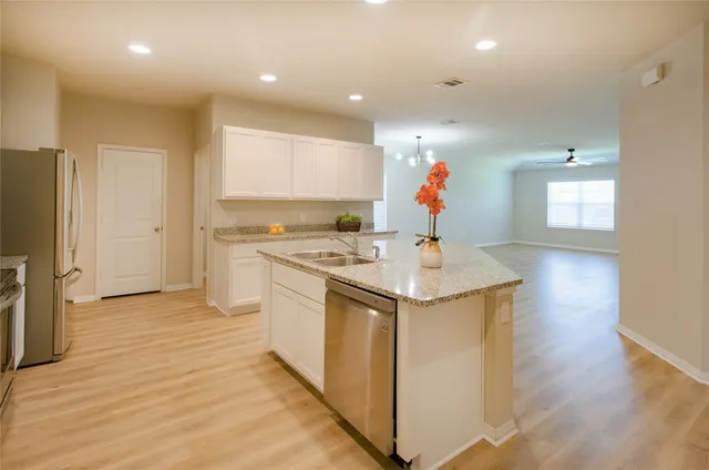 $2,100 | 108 Freedom Park Avenue, Liberty Hill, TX 78642