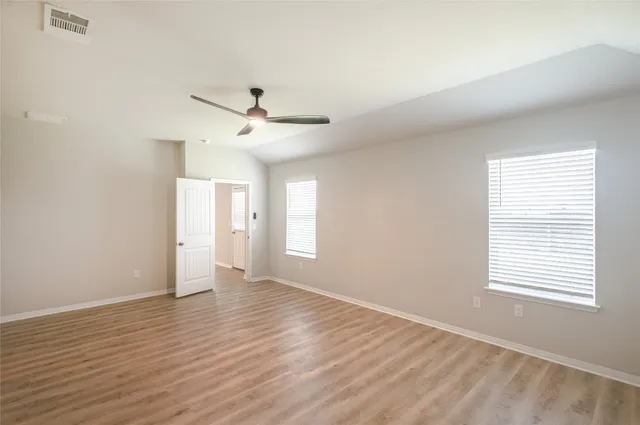 $2,100 | 108 Freedom Park Avenue, Liberty Hill, TX 78642