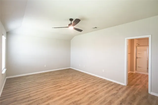 $2,100 | 108 Freedom Park Avenue, Liberty Hill, TX 78642