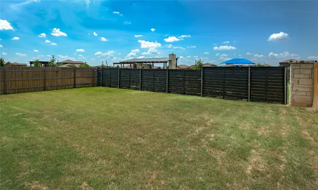 $2,100 | 108 Freedom Park Avenue, Liberty Hill, TX 78642