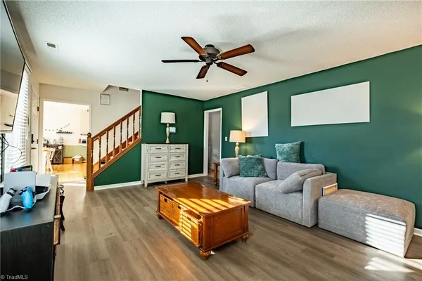 $294,900 | 1113 Ridgecliff Drive, Rural Hall, NC 27045