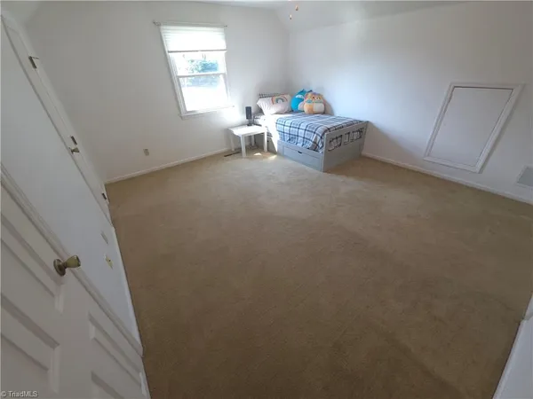 $294,900 | 1113 Ridgecliff Drive, Rural Hall, NC 27045