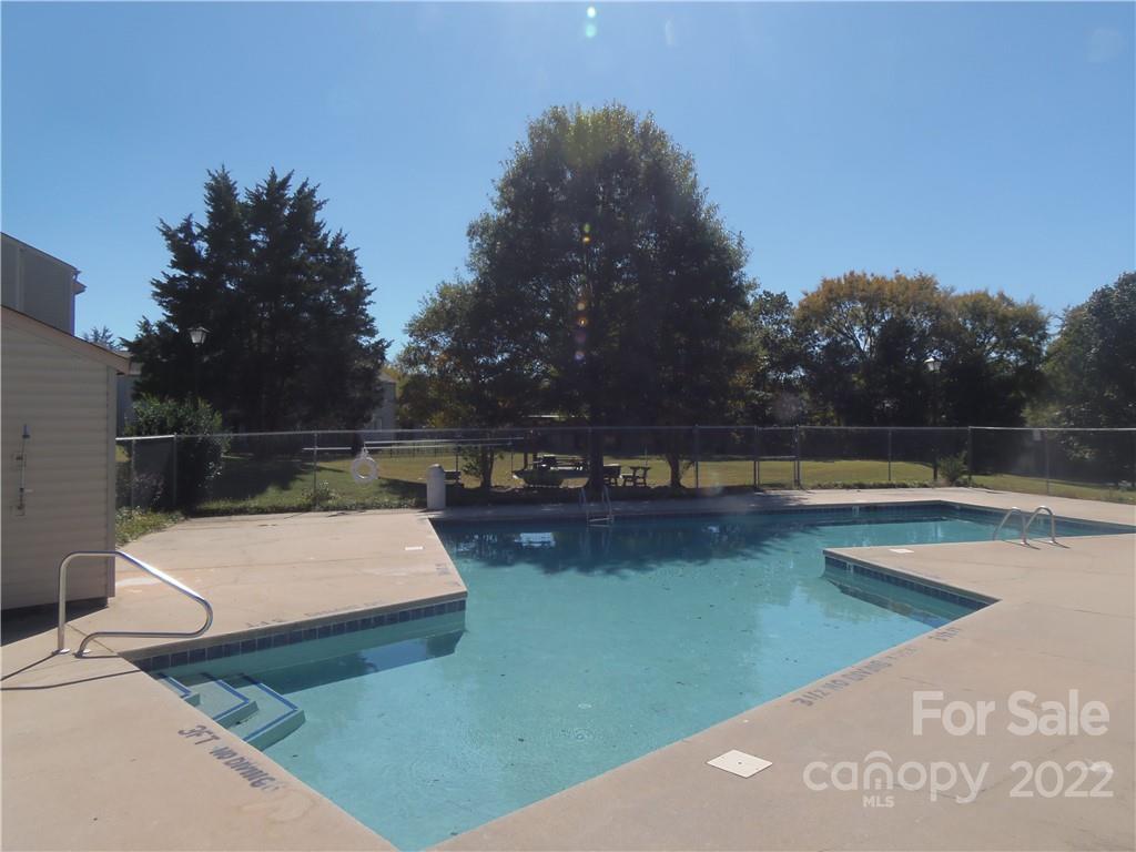 11042 Cedar View Road Charlotte, NC 28226 - Photo 17 of 29 Gallery Image 17