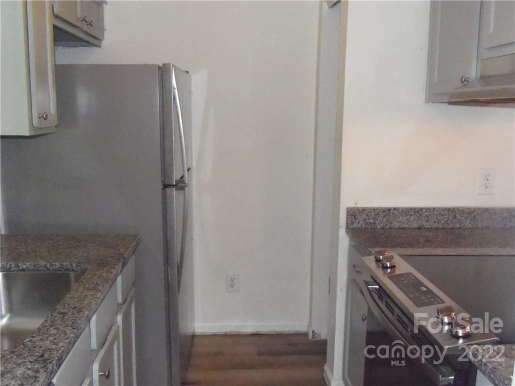 11042 Cedar View Road Charlotte, NC 28226 - Photo 6 of 29 Gallery Image 6