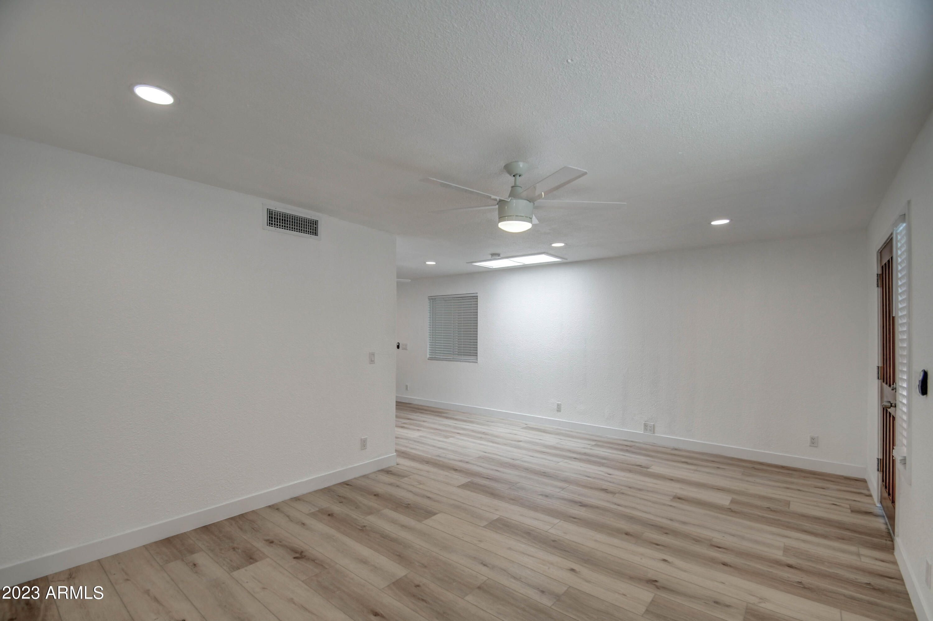 332 North Dobson Road, Unit 26 Mesa, AZ 85201 - Photo 7 of 19 LIVING 3