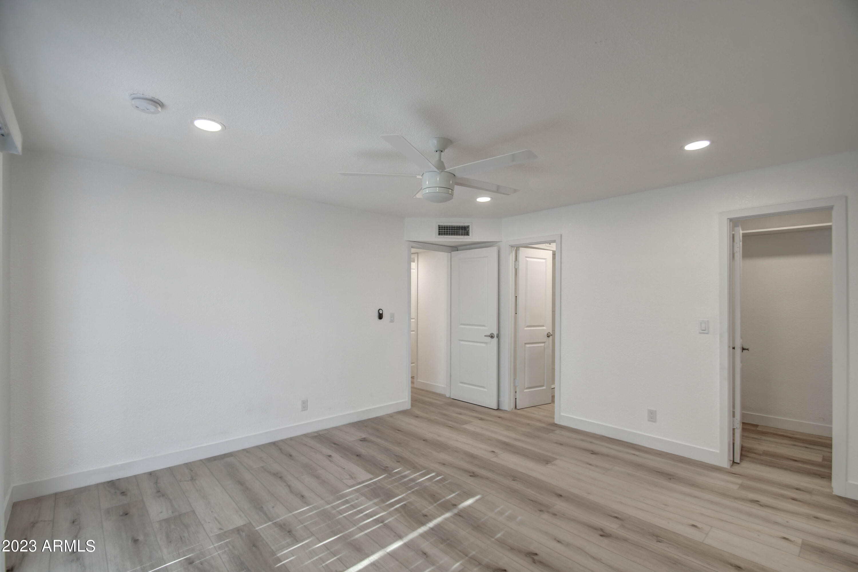 332 North Dobson Road, Unit 26 Mesa, AZ 85201 - Photo 9 of 19 MASTER 2