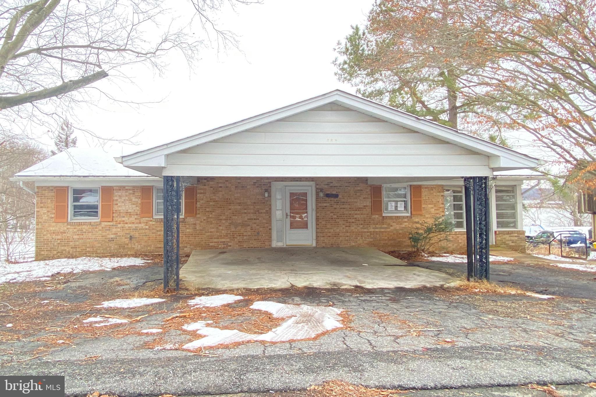2728 Cedar Drive Riva, MD 21140 - Photo 1 of 17 Front