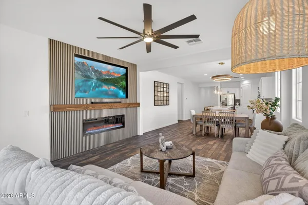 $550,000 | 8450 West Medlock Drive, Glendale, AZ 85305