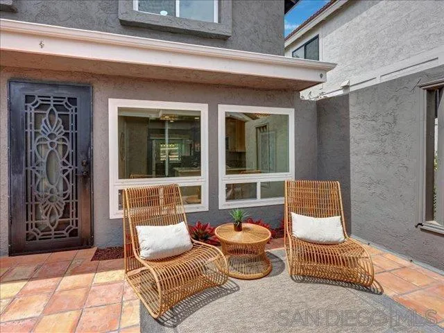3167 Via De Caballo Encinitas, CA 92024 - Photo 4 of 41