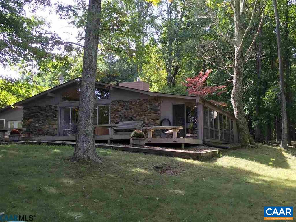 583 Reeds Gap Road Lyndhurst, VA 22952 - Photo 4 of 40 Gallery Image 4