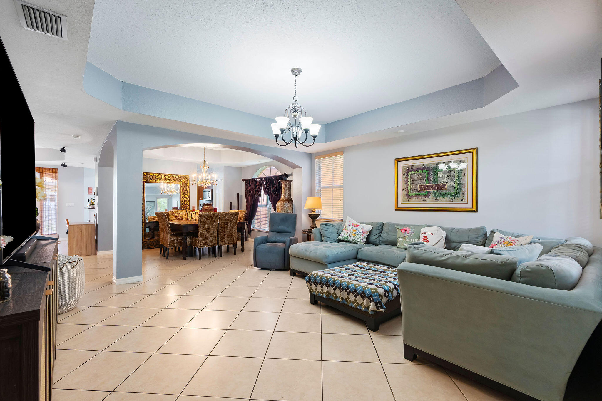 3144 Southwest 154th Place Miami, FL 33185 - Photo 12 of 42 DSC02755