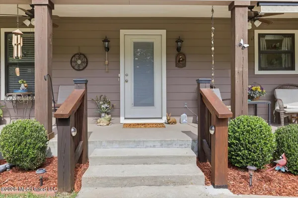 $749,000 | 174 South Eagle Ridge Drive, Florence, MS 39073