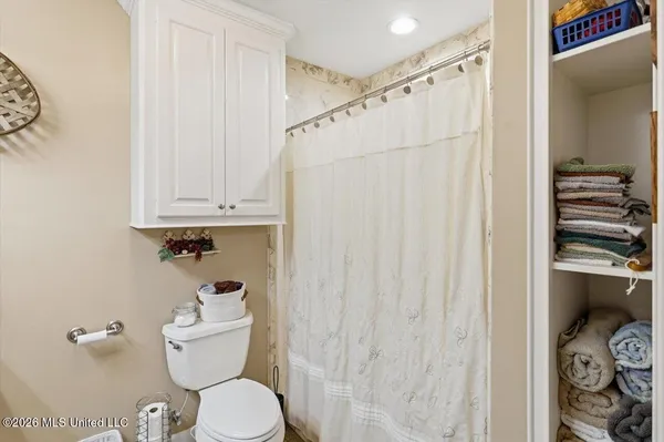 $749,000 | 174 South Eagle Ridge Drive, Florence, MS 39073