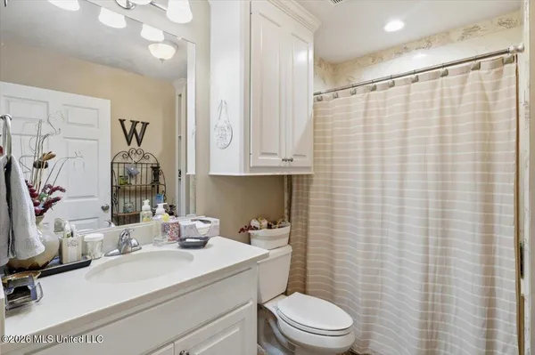 $749,000 | 174 South Eagle Ridge Drive, Florence, MS 39073