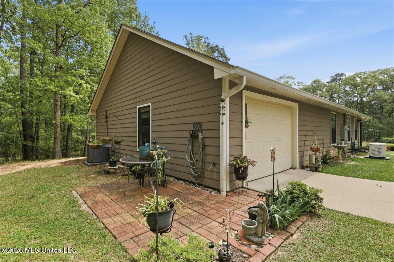 174 South Eagle Ridge Drive Florence, MS 39073 - Photo 75 of 76 75-174 S Eagle Ridge Dr _ Hometoursms.co