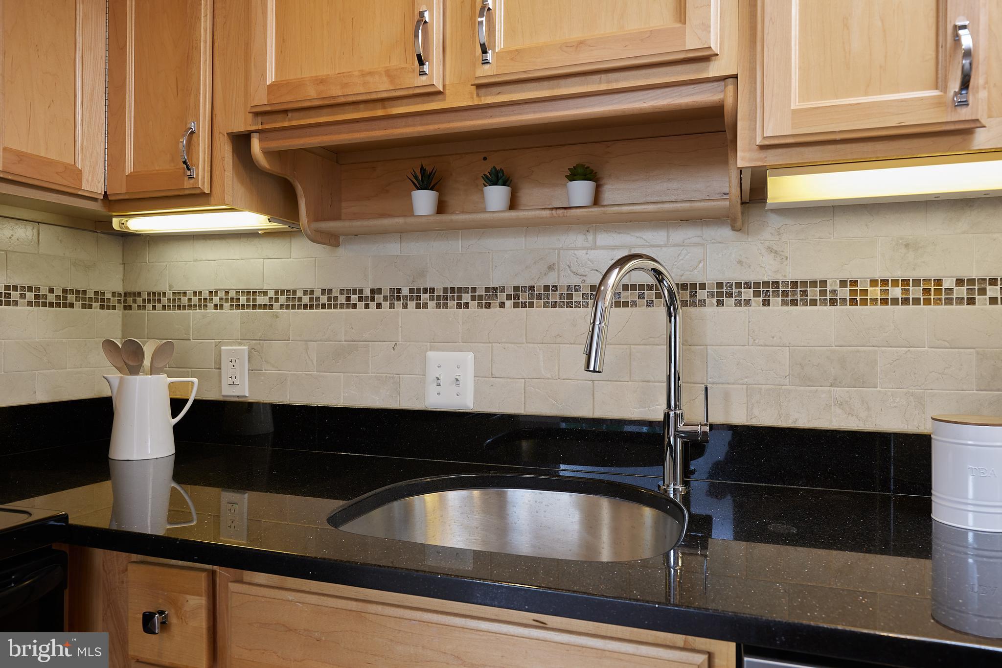 1949 Calvert Street Northwest, Unit E Washington, DC 20009 - Photo 12 of 39