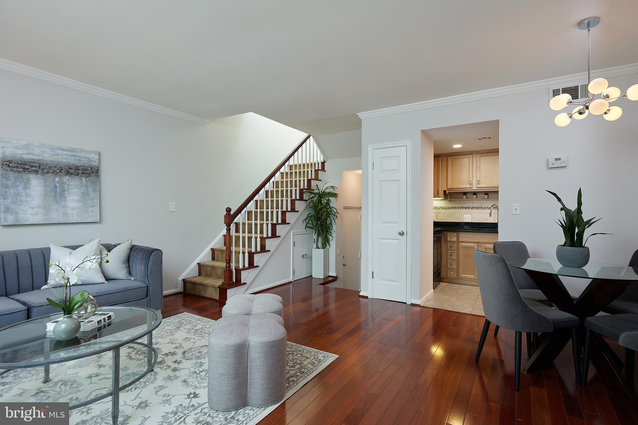 1949 Calvert Street Northwest, Unit E Washington, DC 20009 - Photo 6 of 39