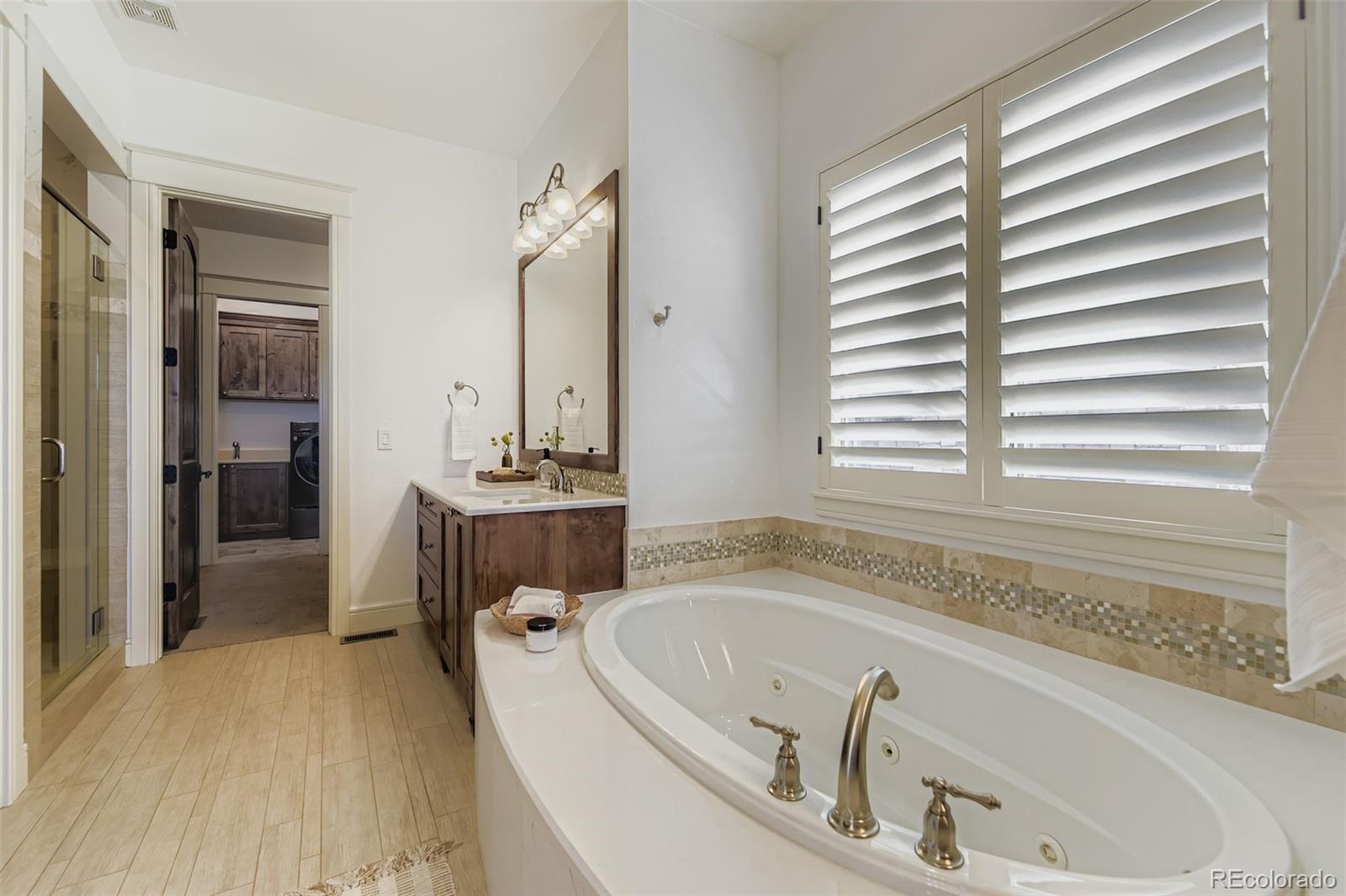 4 Flowerburst Way Highlands Ranch, CO 80126 - Photo 15 of 50 Gallery Image 15