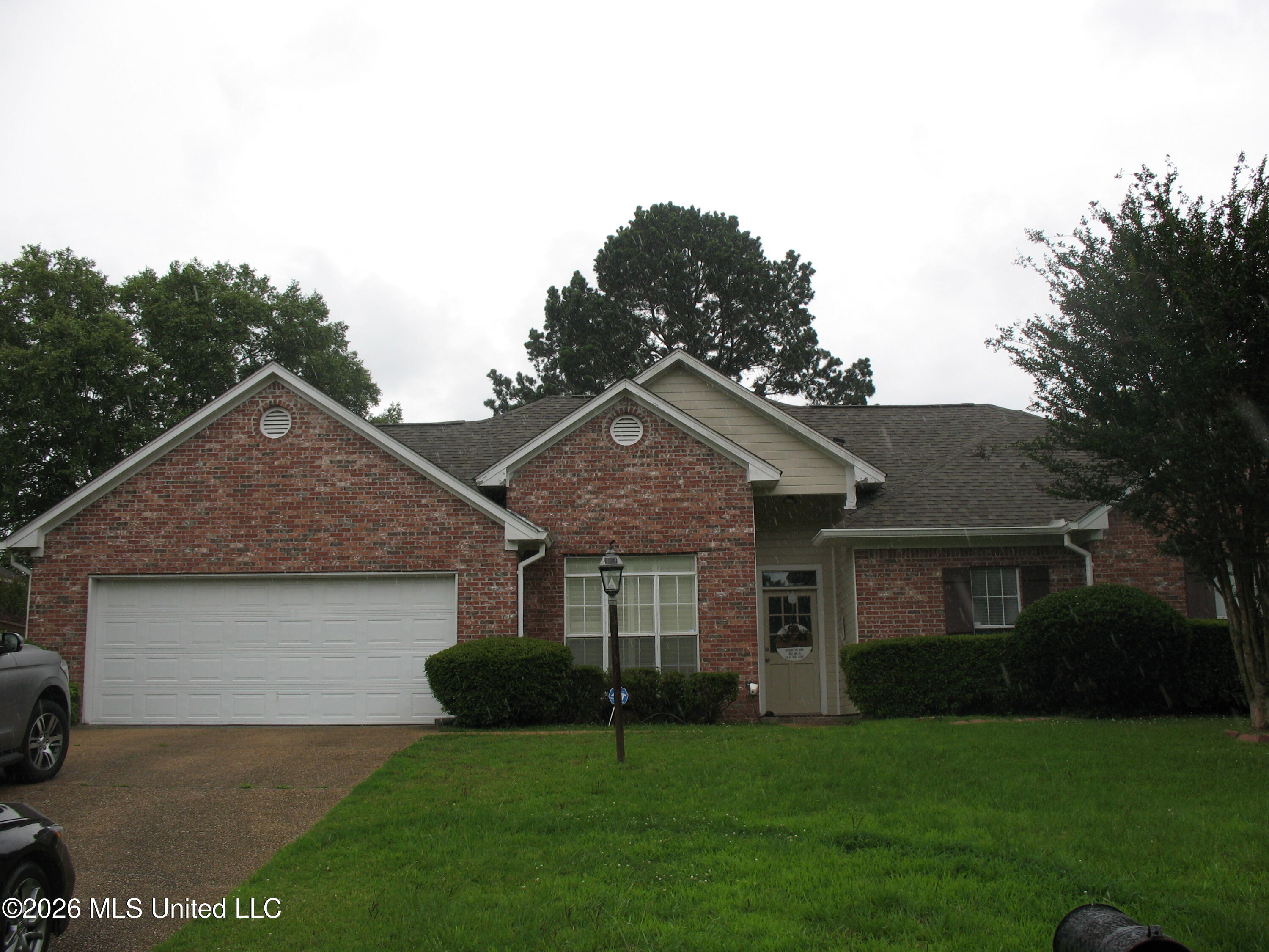 129 Warrior Lane Clinton, MS 39056 - Photo 1 of 30 IMG_0520