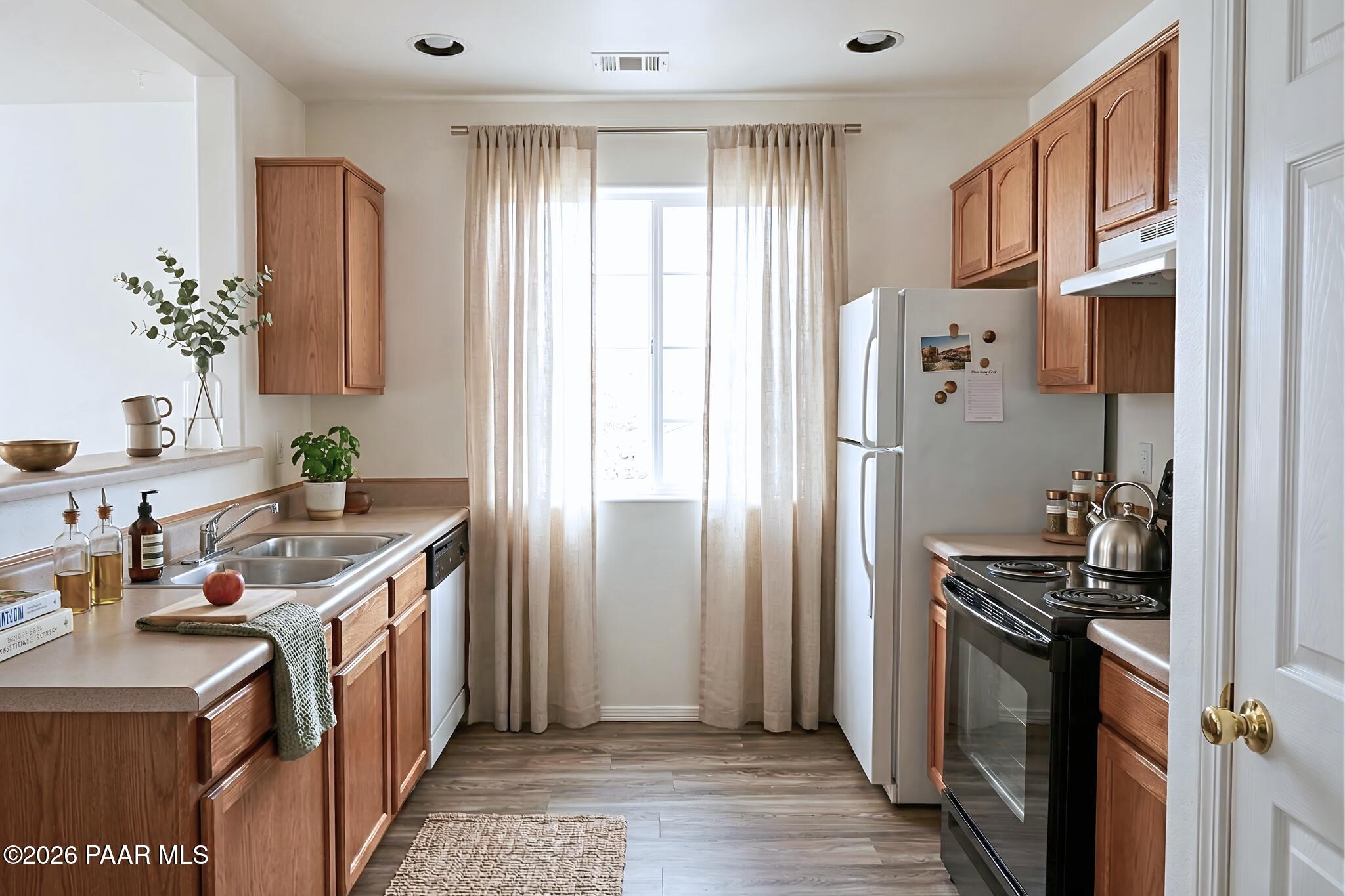 8127 East Rosalie Road, Unit 2 Prescott Valley, AZ 86314 - Photo 4 of 8 4