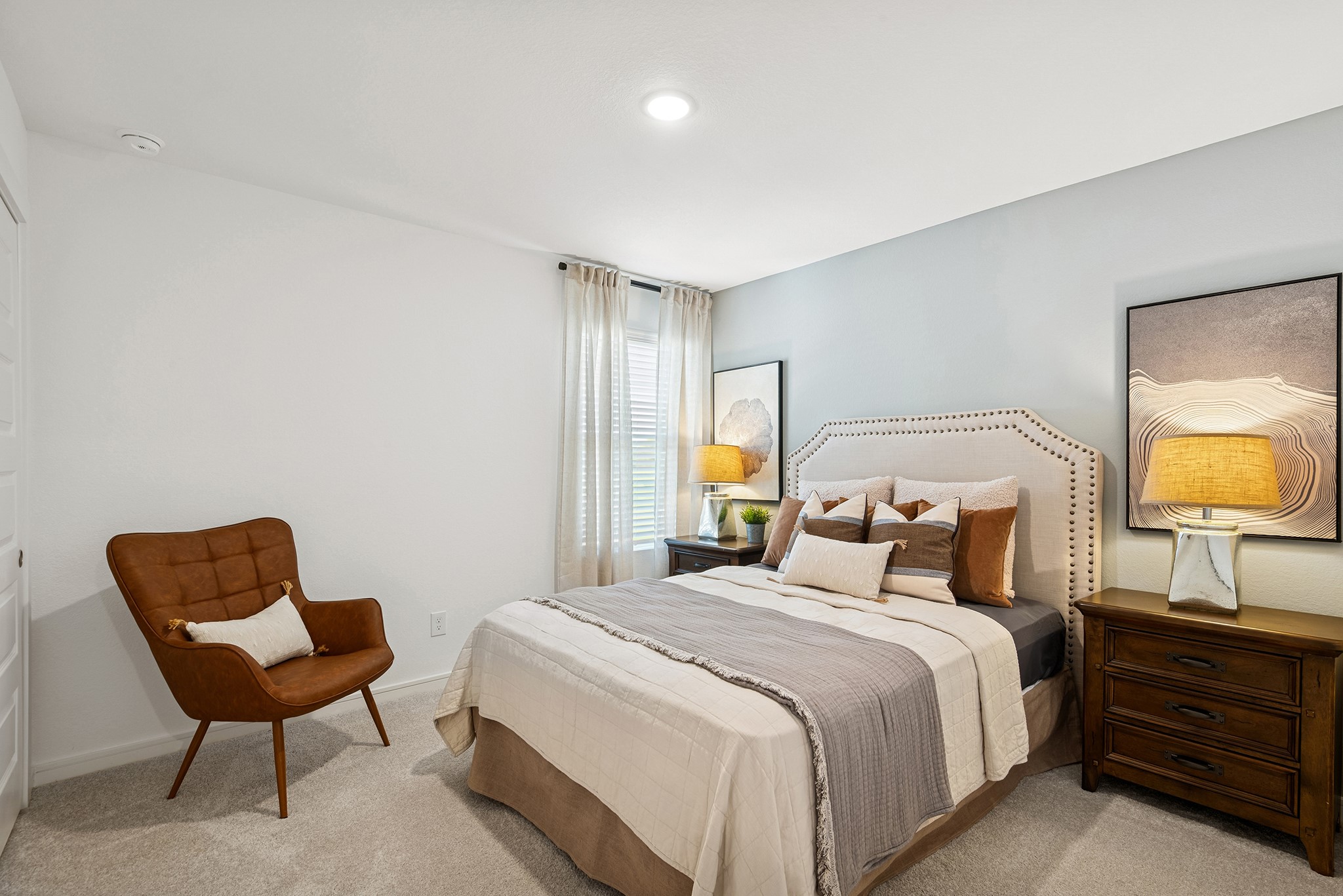 7803 Jasper Mdws Way Angleton, TX 77515 - Photo 13 of 26 Bedroom 2 (*Photo not of actual home and used for illustration purposes only.)