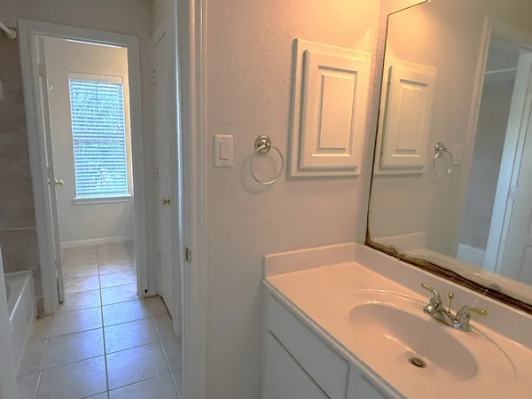 $3,500 | 19538 Piney Lake Drive, Spring, TX 77388