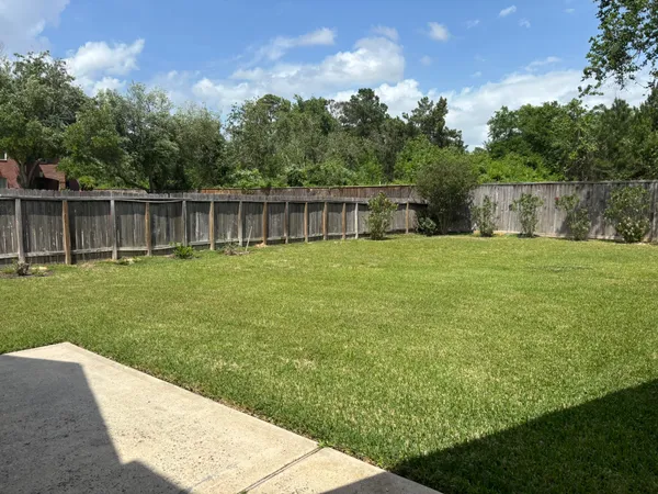 $3,500 | 19538 Piney Lake Drive, Spring, TX 77388
