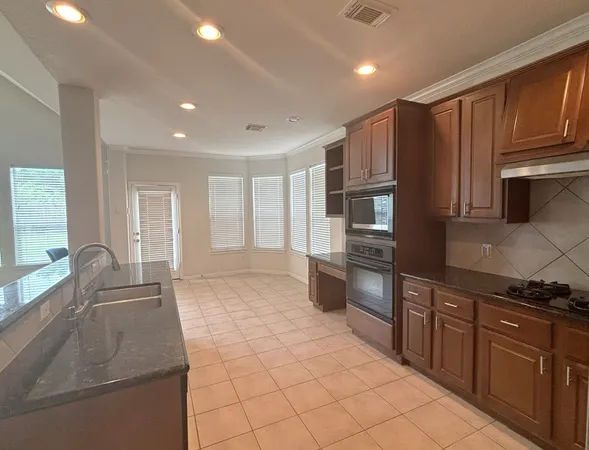 $3,500 | 19538 Piney Lake Drive, Spring, TX 77388