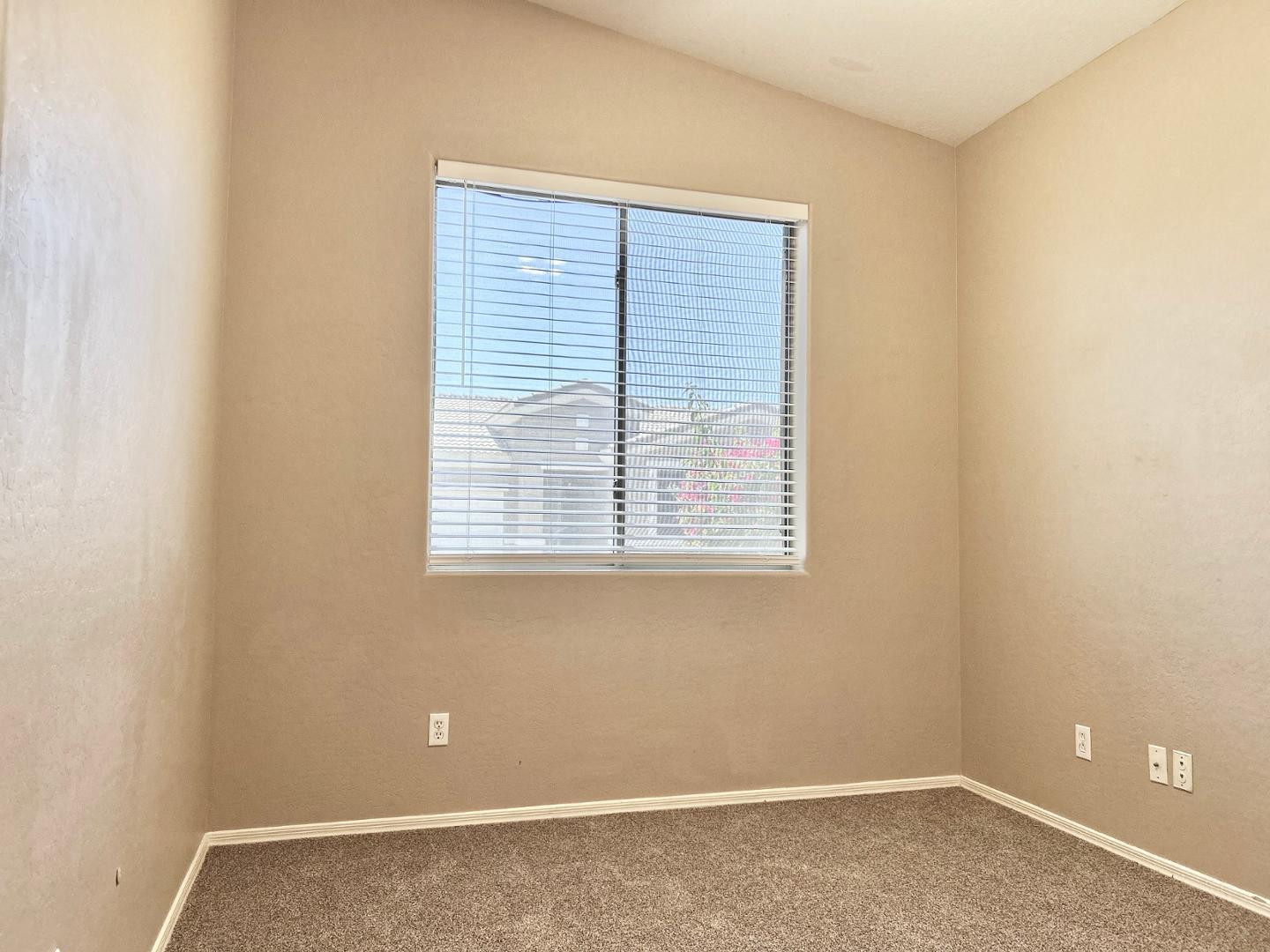 6660 East Roland Street Mesa, AZ 85215 - Photo 12 of 17 Photo #12