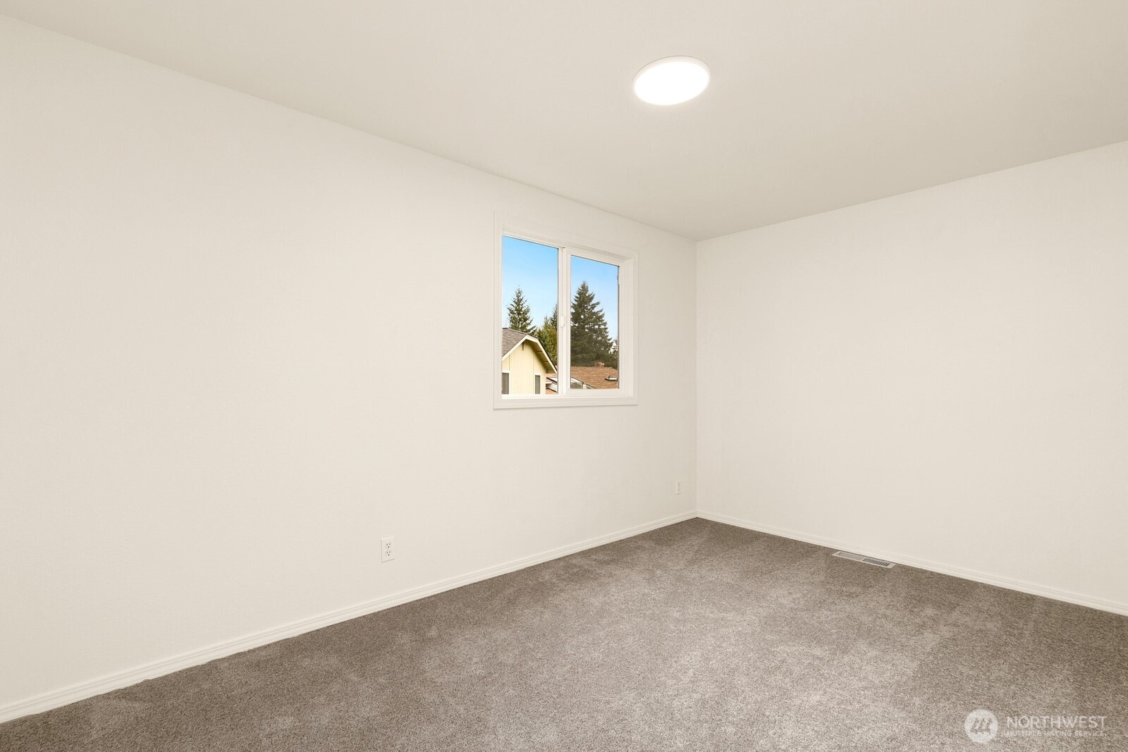 17637 162nd Place Southeast Renton, WA 98058 - Photo 19 of 35