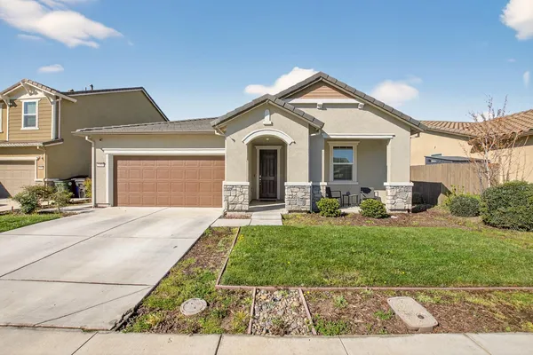 $559,900 | 1681 Oleander Avenue, Manteca, CA 95337