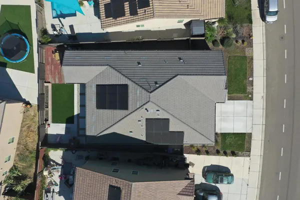 $559,900 | 1681 Oleander Avenue, Manteca, CA 95337