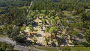 439 East Bannerville Road Palatka, FL 32177 - Photo 2 of 6