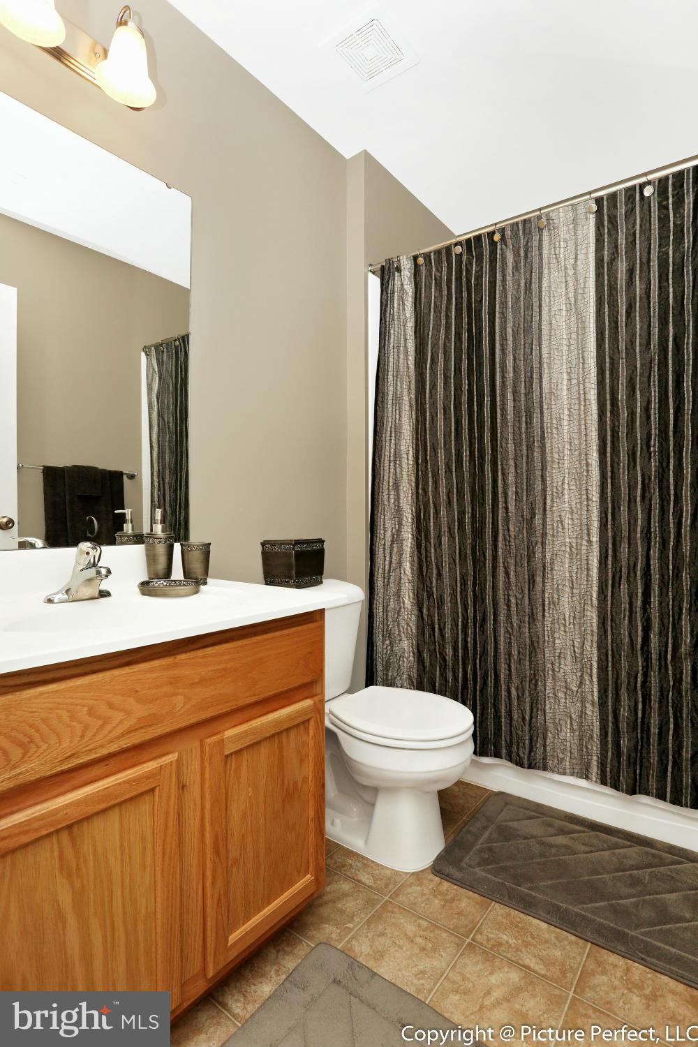 2120 Caisson Road Frederick, MD 21702 - Photo 22 of 30 2nd Floor Hall Bath