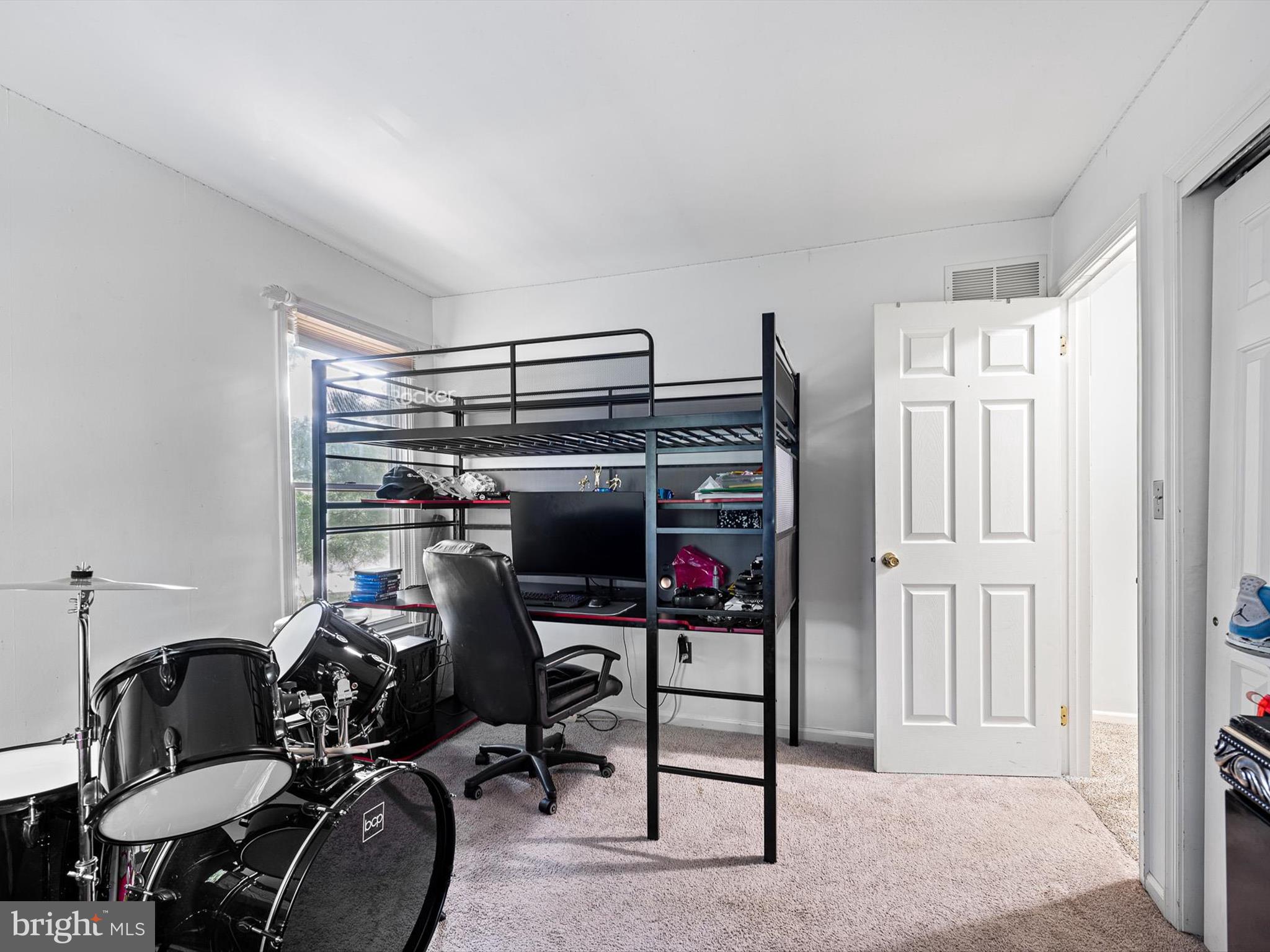 103 Osprey Court Camden Wyoming, DE 19934 - Photo 21 of 34 a view of a room with gym equipment