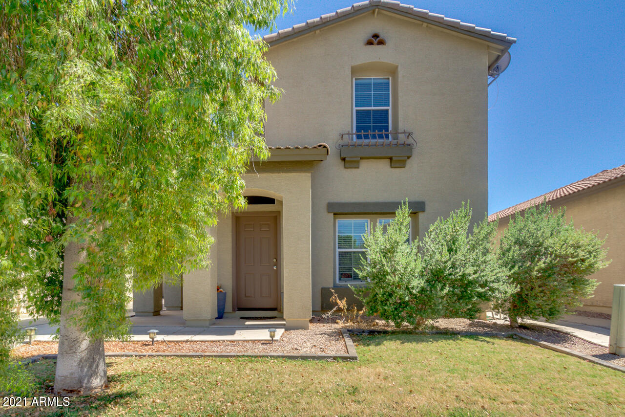 1865 East Del Rio Street Gilbert, AZ 85295 - Photo 1 of 39 Welcome Home!