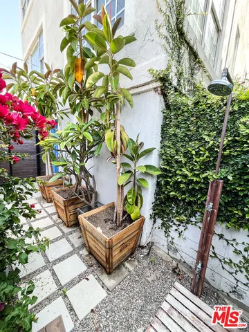 $2,299,999 | 114 Pacific Avenue, Venice, CA 90291