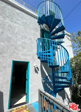 $2,299,999 | 114 Pacific Avenue, Venice, CA 90291