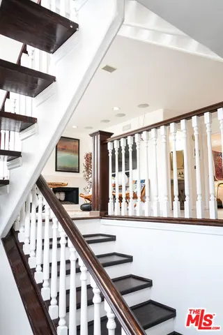 $2,299,999 | 114 Pacific Avenue, Venice, CA 90291