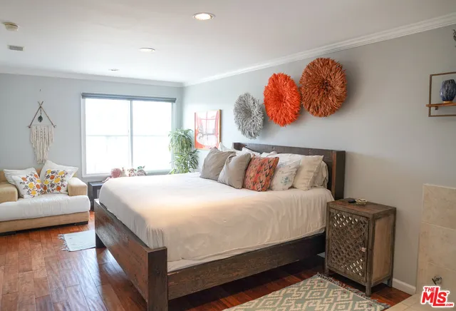 $2,299,999 | 114 Pacific Avenue, Venice, CA 90291