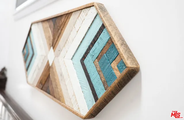 $2,299,999 | 114 Pacific Avenue, Venice, CA 90291