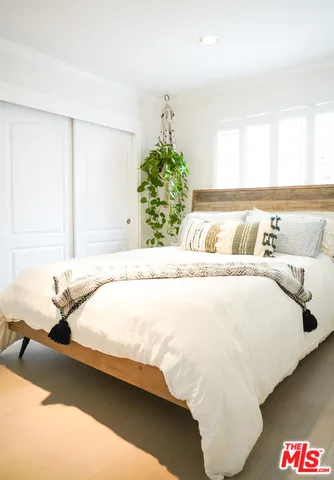 $2,299,999 | 114 Pacific Avenue, Venice, CA 90291