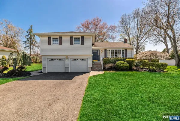 $970,000 | 145 Merritt Drive, Oradell, NJ 07649