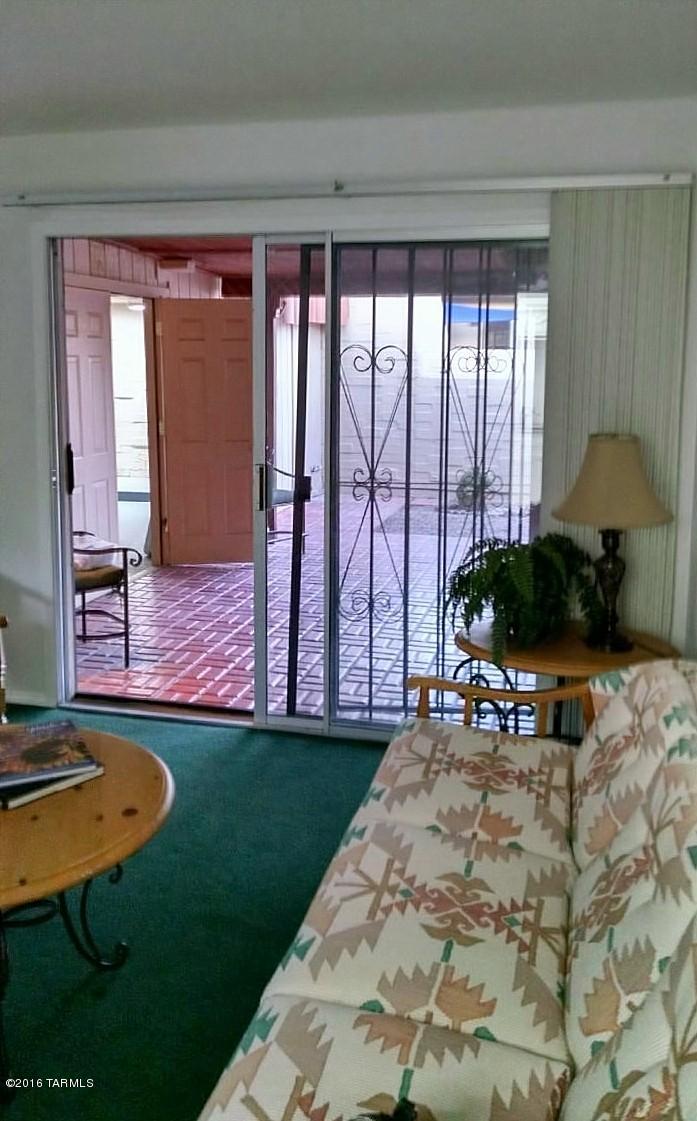 285 South Kolb Road, Unit 16 Tucson, AZ 85710 - Photo 6 of 32 Gallery Image 6