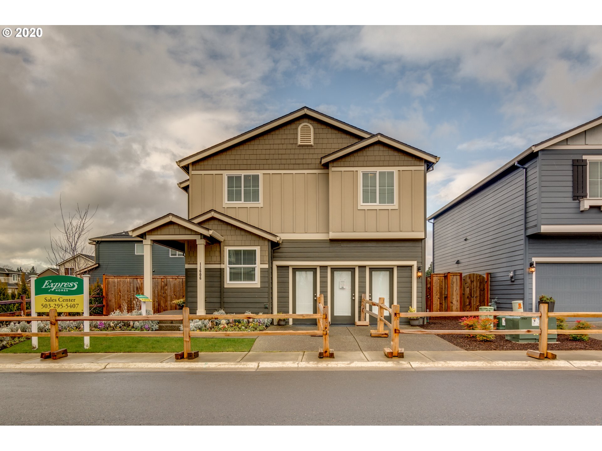 2220 South Chukar Drive Ridgefield, WA 98642 - Photo 1 of 21