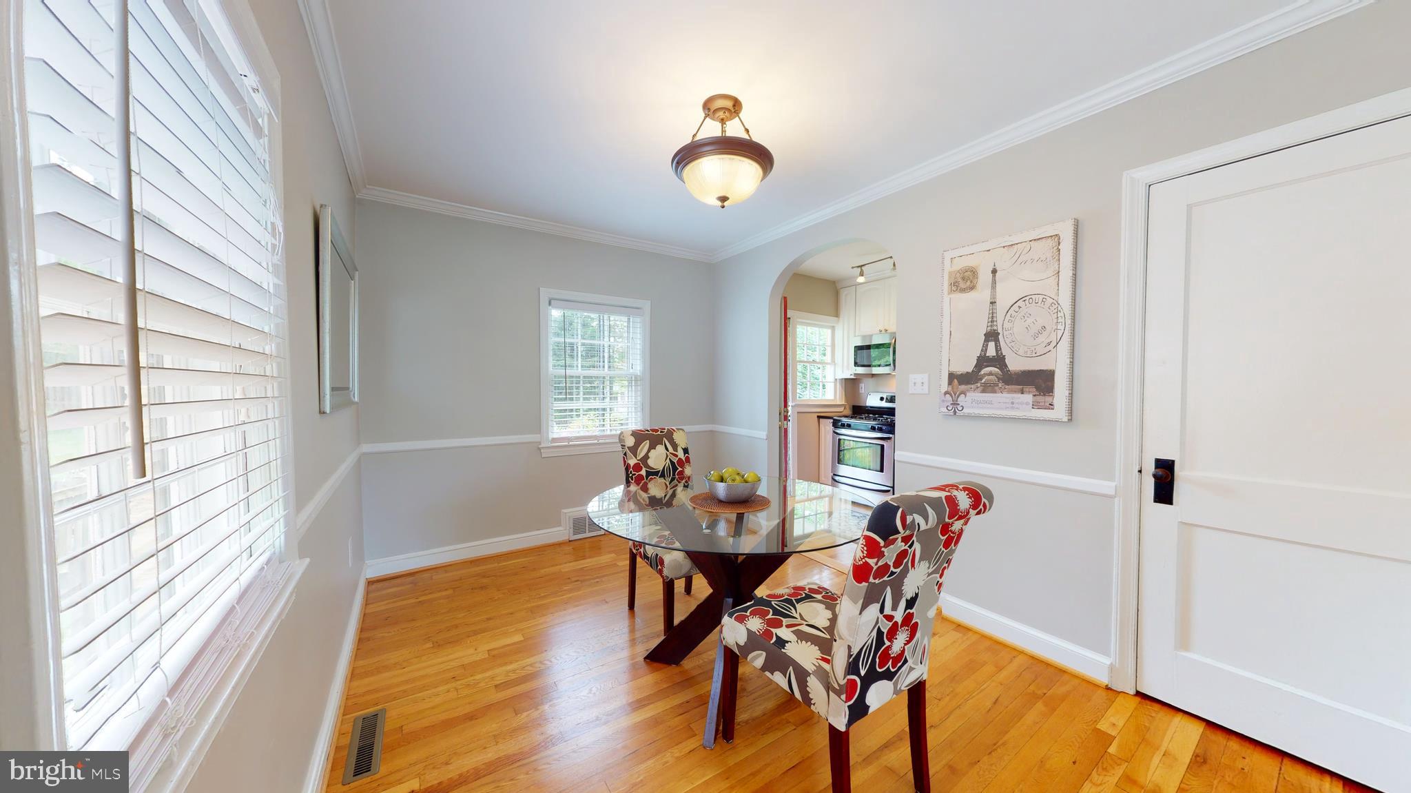 2845 West George Mason Road Falls Church, VA 22042 - Photo 4 of 34 Dining Room