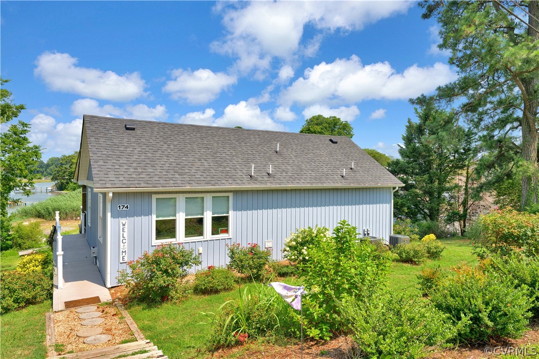 174 Mizpah Road Locust Hill, VA 23092 - Photo 5 of 50 Gallery Image 5