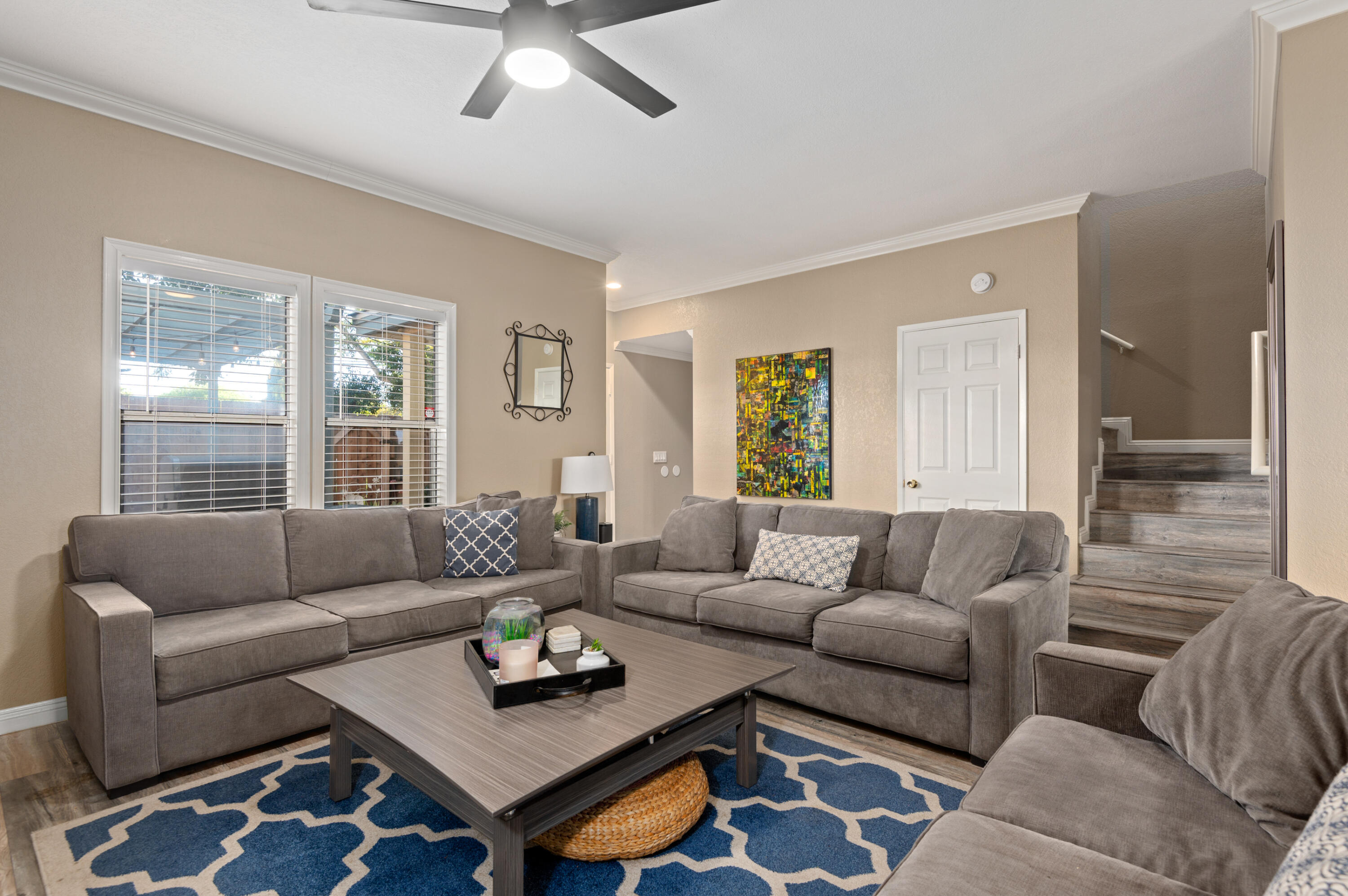 2128 Modoc Road, Unit F Santa Barbara, CA 93101 - Photo 5 of 19 06 - Living Room