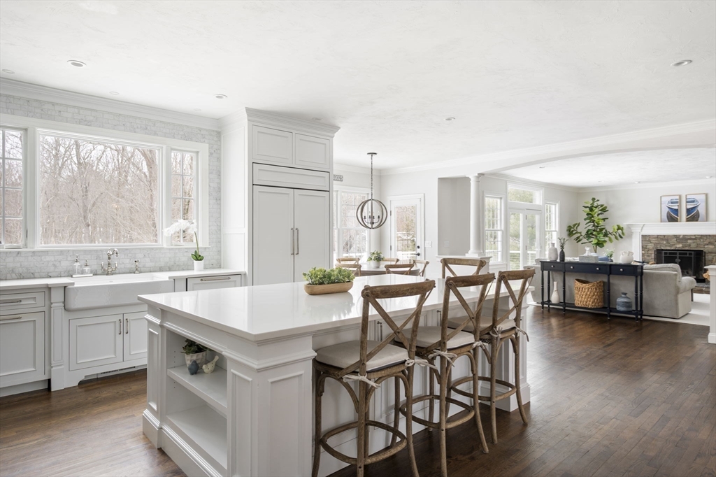 175 Sohier Street Cohasset, MA 02025 - Photo 11 of 41