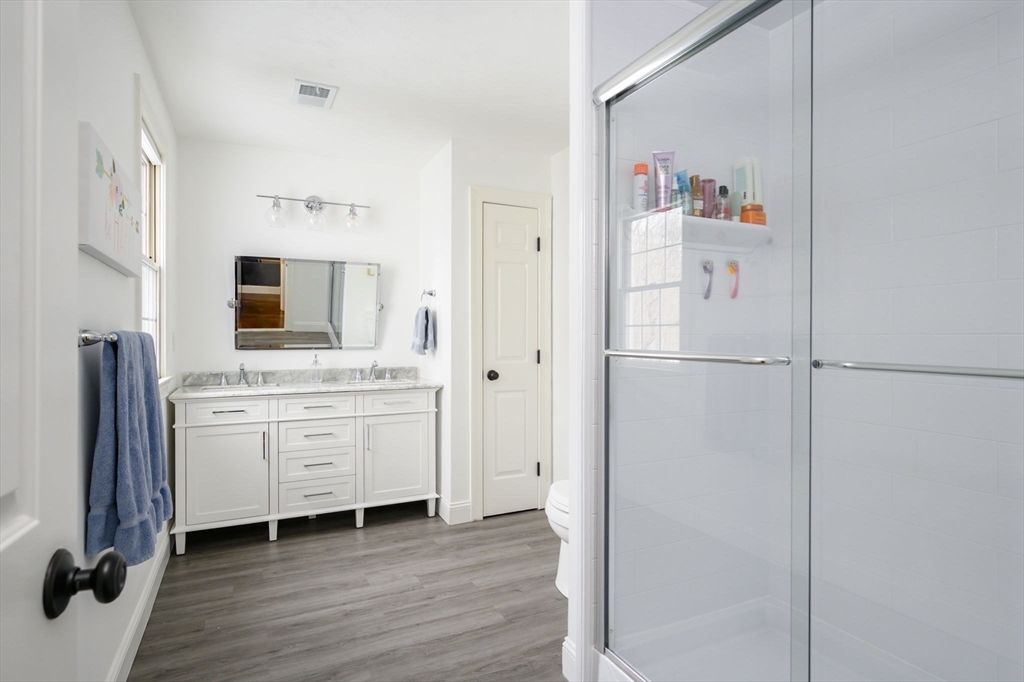 175 Sohier Street Cohasset, MA 02025 - Photo 23 of 41